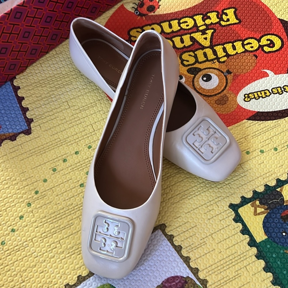 Tory Burch  Georgia ballet size 7,5